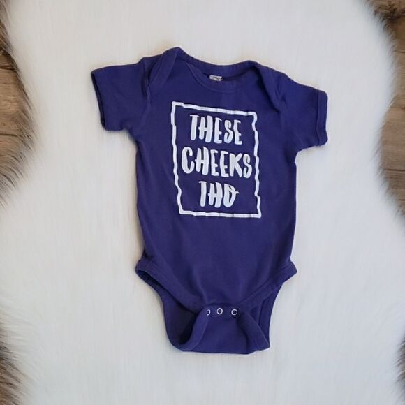 Rabbit Skins 12M These Cheeks Tho Purple Short Sleeve Bodysuit - Picture 3 of 4